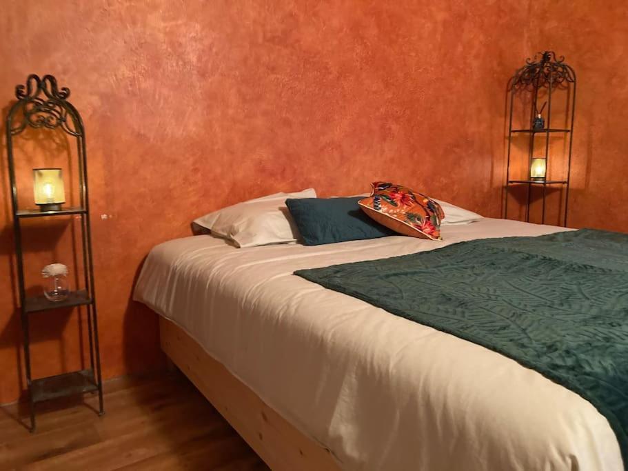 Villa La Nuit De La Chouette Bruniquel Esterno foto